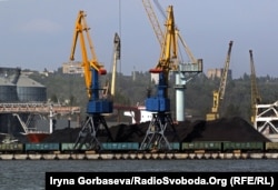 Морський порт Маріуполя, архівне фото