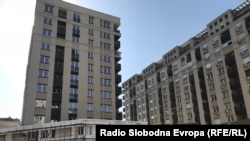 Илустарција. Згради во Скопје.