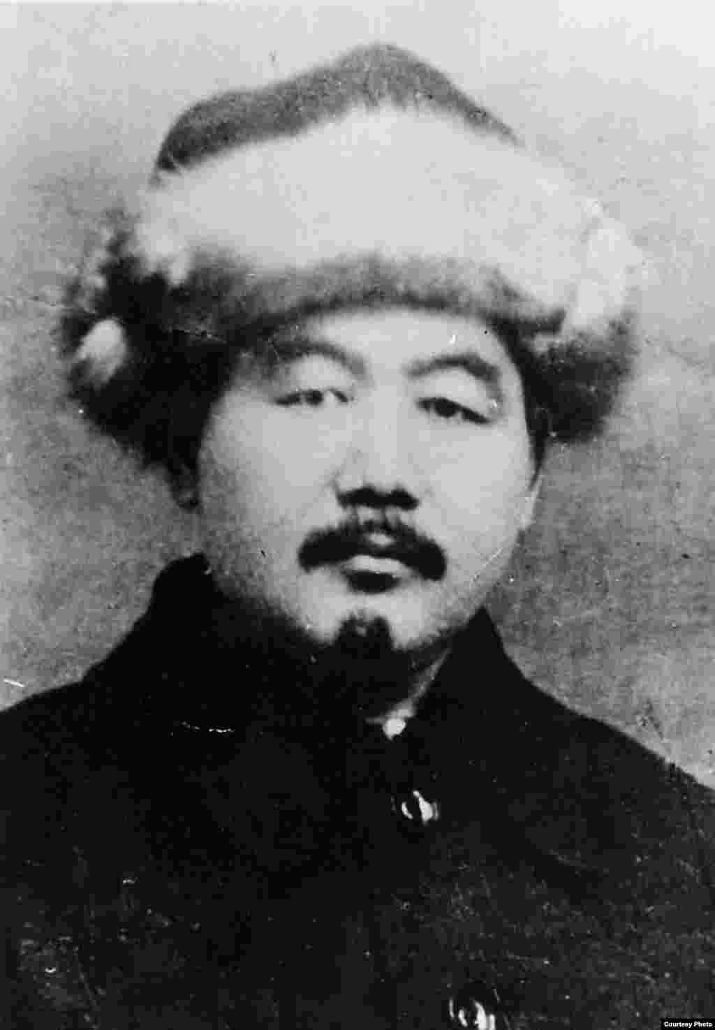 Авторы газеты "Қазақ": Исмаил Байтенов, активист движения "Алаш".