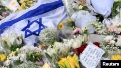 Pidalaryň arasynda 10 ýaşly gyzjagaz hem bar, iň ýaşuly pida 87 ýaşynda. 40 ýaraly, şol sanda iki sany polisiýa işgäri hassahanalarda bejergi alýar.