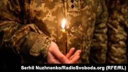 Депутати пояснили, що необхідність законодавчого закріплення хвилини мовчання зумовлена потребою у визначенні єдиних підходів до її організації 