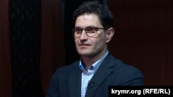 Режисер та актор, директор «Кримського дому» Ахтем Сеітаблаєв