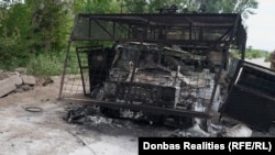 Український HMMWV, уражений, імовірно, російським FPV-дроном, в районі Костянтинівки у Донецькій обалсті