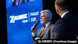 Češki predsjednik Petr Pavel i predsjednik GLOBSEC-a Robert Vass, 12. juna 2025.