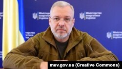 У відомстві кажуть, що міністр надає «повне сприяння» правоохоронним органам для забезпечення всебічного та неупередженого розслідування
