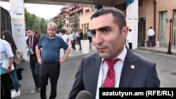 Ռոմանոս Պետրոսյան, արխիվ