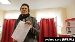 Тацяна Караткевіч, галасаваньне на прэзыдэнцкіх выбарах, 10 кастрычніка 2015