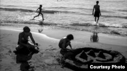 Фотографија на македонскиот фотограф Иван Блажев. Изложба „Текстура на животот“.