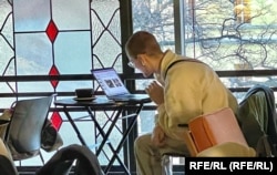 В "Подписных изданиях" можно и поработать.