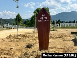 Grob preminulog Ujgura, 18. august 2025.