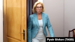 «Кількість громадян України, які незаконно утримуються в Росії і тимчасово окупованому Криму, постійно змінюється, адже окупаційна влада продовжує затримувати і відкривати нові сфабриковані кримінальні справи, а уповноважений, у свою чергу, отримує нові звернення»