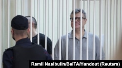 Բելառուսի նախագահության նախկին թեկնածու Վիկտոր Բաբարիկոն դատարանում, Մինսկ, 6 հուլիսի, 2021թ.