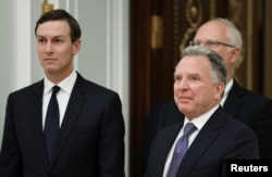 Посланець президента Росії Кирило Дмитрієв, спецпосланець президента США Стів Віткофф та зять Дональда Трампа Джаред Кушнер на зустрічі з президентом Росії Володимиром Путіним у Кремлі в Москві, Росія, 2 грудня 2025 року