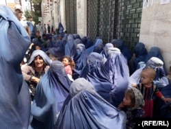 აყჩას რეგიონიდან გაქცეული ადამიანები, რომლებიც ახლა თავს აფარებენ ჯავზიანის პროვინციას.