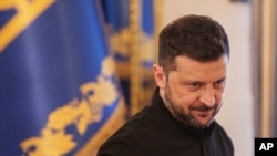 Ukrajinski predsjednik Volodimir Zelenski na konferenciji za novinare u Kijevu, 4. juna 2025.