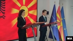 Министрите за надворешни работи на Албанија и Северна Македонија, Елиса Спиропали и Тимчо Муцунски, 22 декември 2025 година