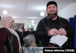 Кадыров Рамзан а, цуьнан нана Кадырова Аймани а