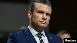 Очільник Пентагону додав, що сьогодні очікуються нові внески, за рахунок яких буде куплена американська зброя для України