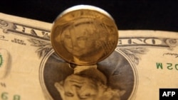 Долар и Евро