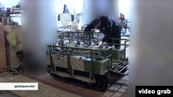 У майстерні наземних роботів батальйону «Корсар» 38-ї ОБрМП