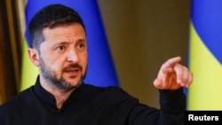 За його словами, це є ще однією причиною, «щоб були достатні санкції – достатній тиск на Росію»