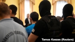 Владите ги насочуваа ресурсите кон пандемијата на штета на напорите за борба против трговија со луѓе