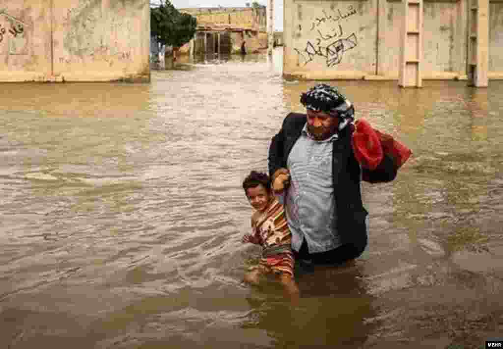 19 декабря 20205 год юг Ирана накрыло наводнение. 