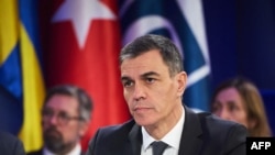 «Для Іспанії зобов’язання щодо 5% було б не тільки нерозумним, але й контрпродуктивним», – написав Педро Санчес у листі до генсекретаря альянсу