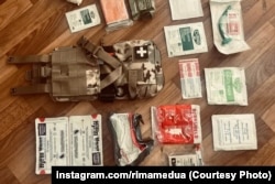 Вміст рюкзака Рими, фото з приватного архіву