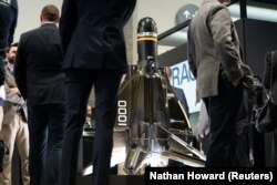 Зенітний дрони Roadrunner від Anduril на виставці Асоціації армії США у Конференц-центрі Волтера Е. Вашингтона у Вашингтоні, США, 14 жовтня 2024 року