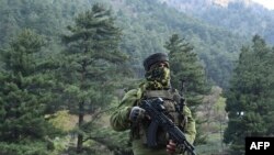 Индийский военный в Кашмире