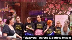 Працівники кафе проводять акцію на підтримку полонених